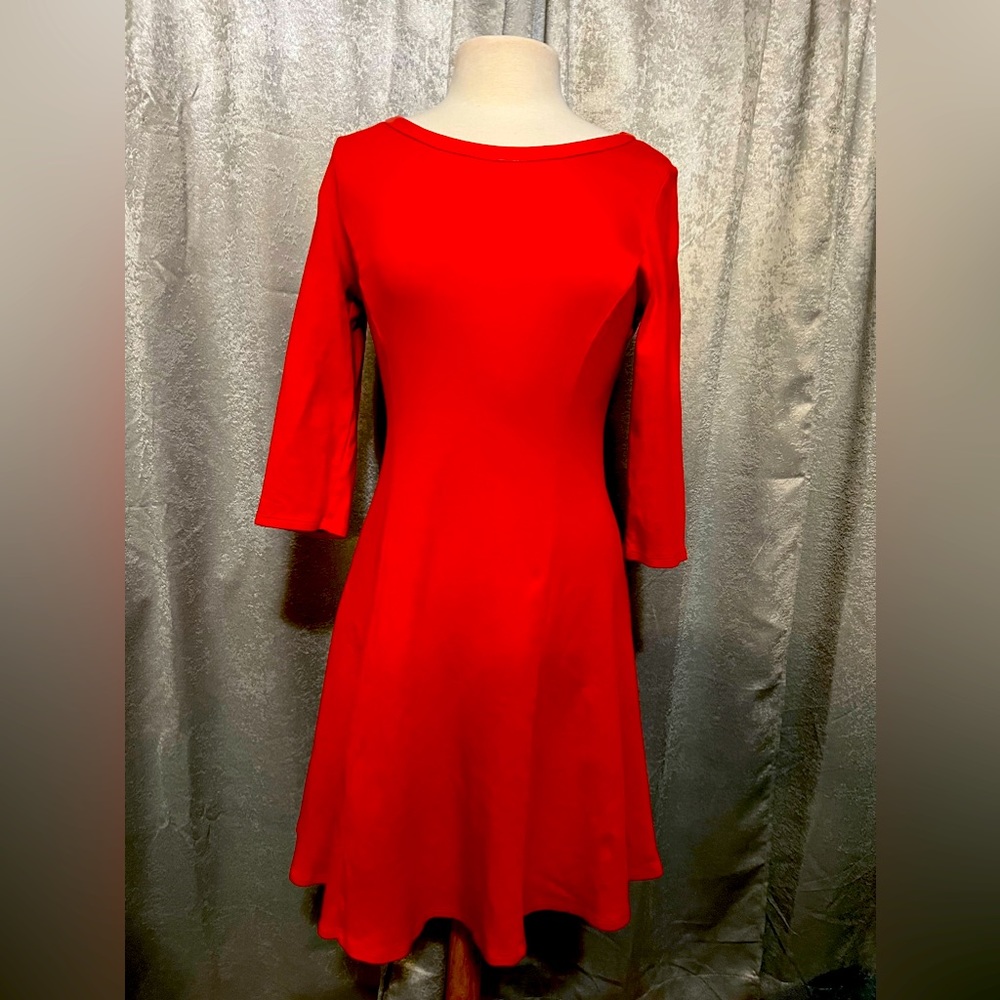 - NY&COMPANY 3/4 Sleeve Midi Dress, Size Medium.